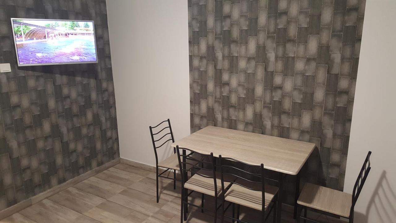 Illaberek Apartmanok Hajduszoboszlo Exterior foto