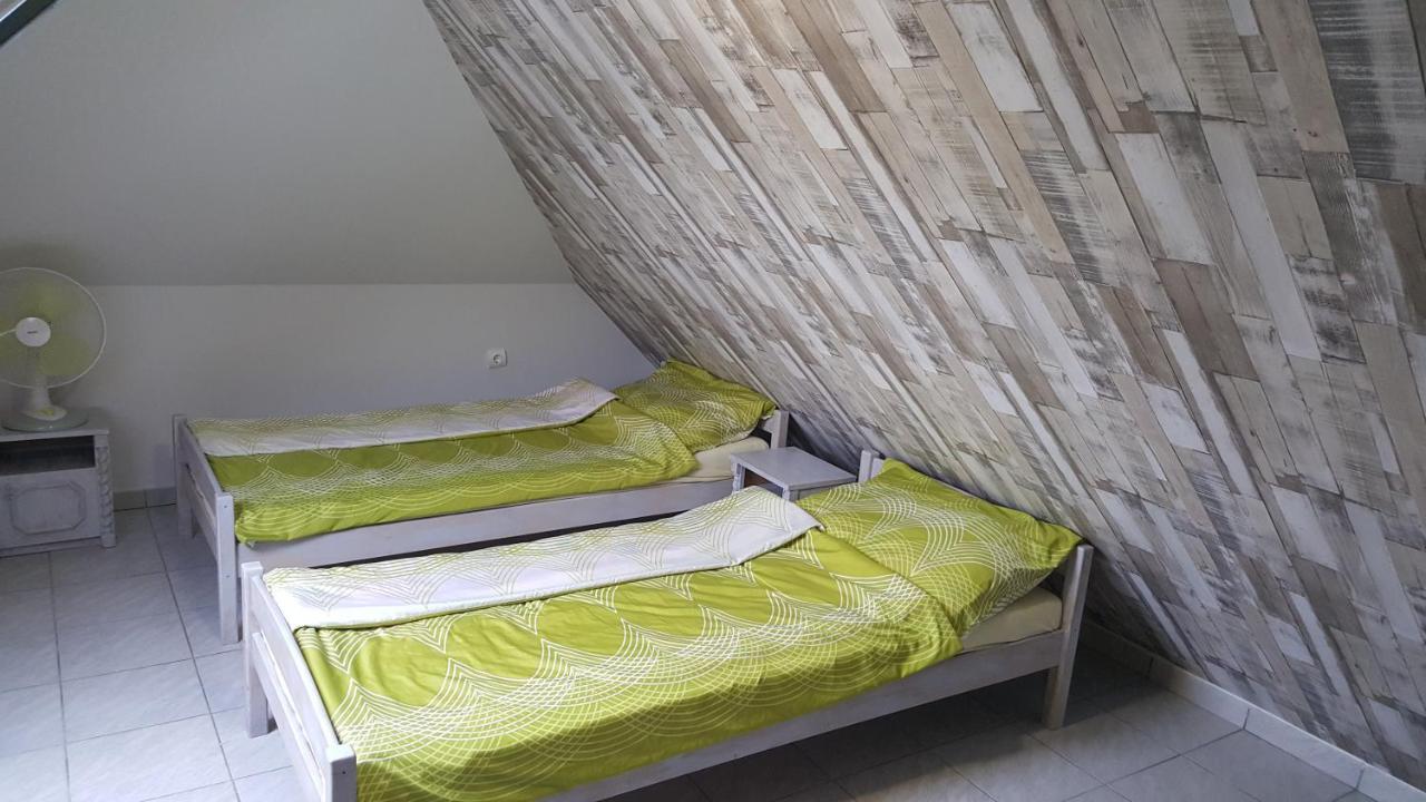 Illaberek Apartmanok Hajduszoboszlo Exterior foto