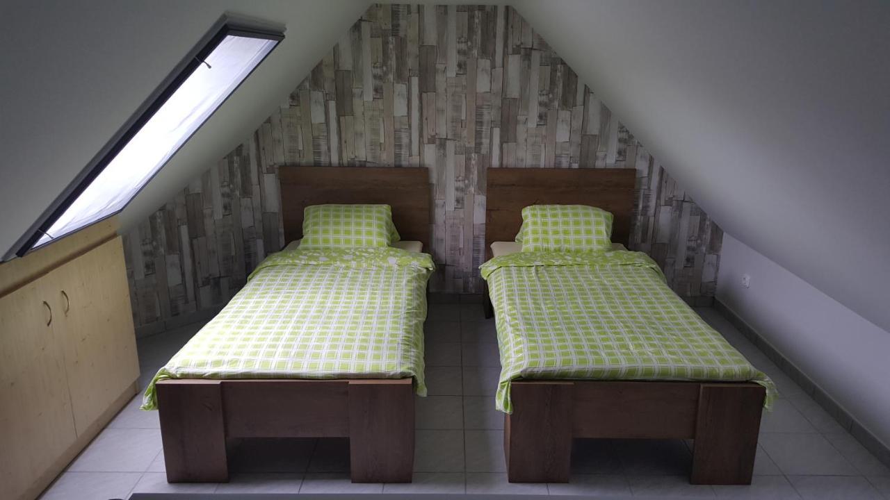Illaberek Apartmanok Hajduszoboszlo Exterior foto