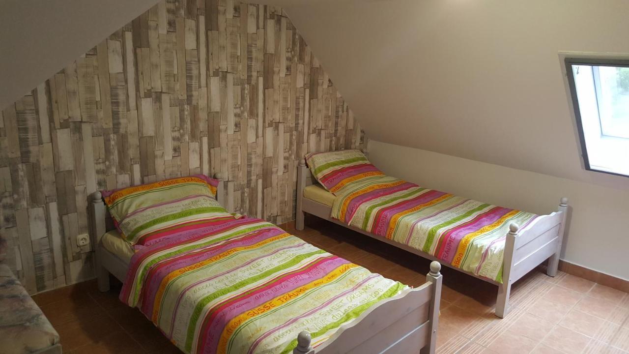 Illaberek Apartmanok Hajduszoboszlo Exterior foto
