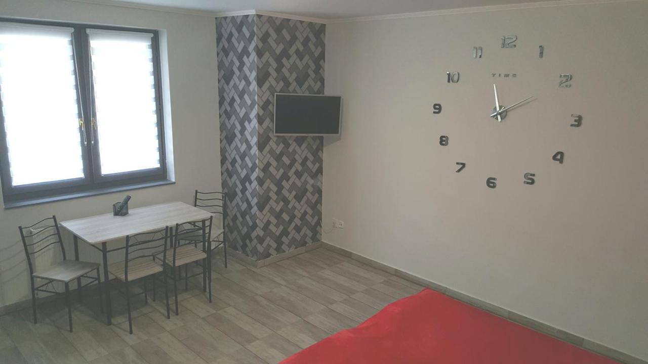 Illaberek Apartmanok Hajduszoboszlo Exterior foto