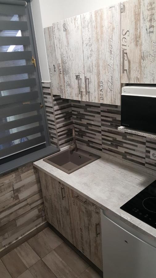 Illaberek Apartmanok Hajduszoboszlo Exterior foto