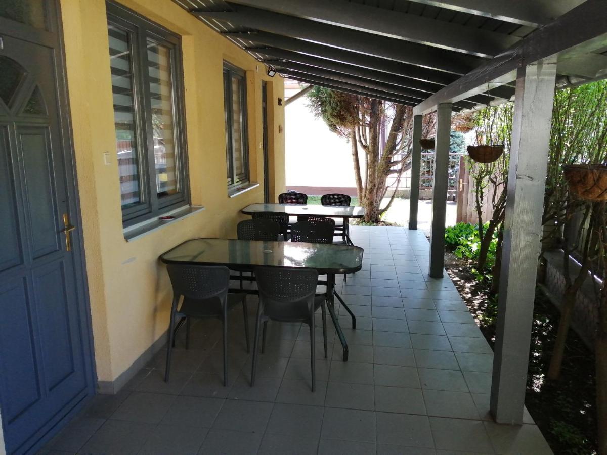 Illaberek Apartmanok Hajduszoboszlo Exterior foto